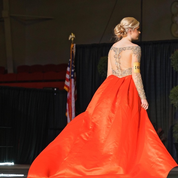 Rachel Allen Gown - Picture 2 of 4